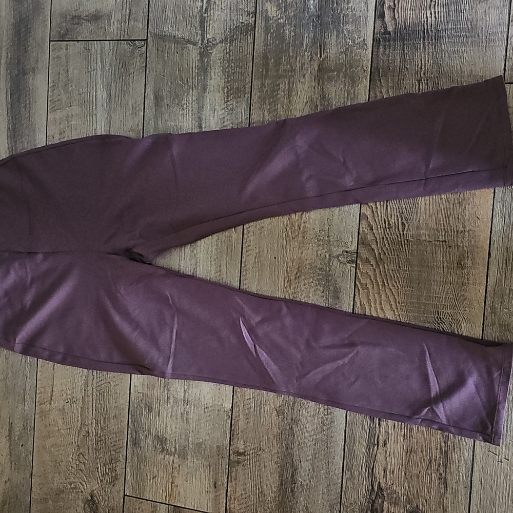 HALARA Plum High-Waisted Leggings